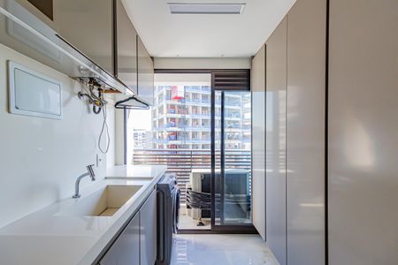Apartamento para alugar com 100m², 2 quartos e 2 vagas Apartamento para alugar com 100m², 2 quartos e 2 vagasDetalhe da area de serviço