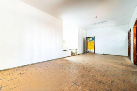Casa à venda com 4 quartos, 270m² em São Pedro, Belo Horizonte