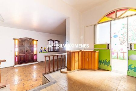 Casa à venda com 4 quartos, 270m² em São Pedro, Belo Horizonte