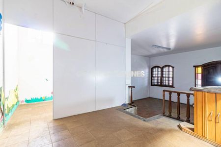 Casa à venda com 4 quartos, 270m² em São Pedro, Belo Horizonte