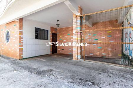 Casa à venda com 270m², 4 quartos e 3 vagas