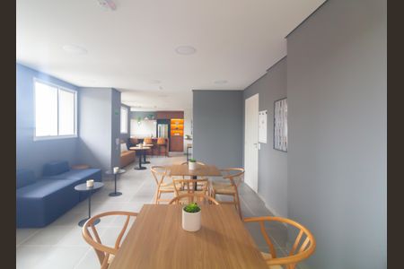 Apartamento para alugar com 38m², 2 quartos e sem vaga Apartamento para alugar com 38m², 2 quartos e sem vagaÁrea comum - Salão de festas