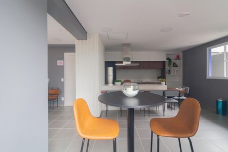 Apartamento para alugar com 38m², 2 quartos e sem vaga Apartamento para alugar com 38m², 2 quartos e sem vagaÁrea comum - Salão de festas