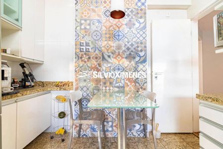 Apartamento à venda com 100m², 2 quartos e 2 vagas