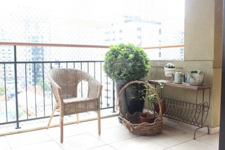 Apartamento à venda com 3 quartos, 171m² em Indianópolis, São Paulo
