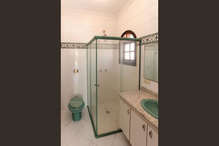 Casa à venda com 250m², 3 quartos e 2 vagas Casa à venda com 250m², 3 quartos e 2 vagasBanheiro da Suíte 2