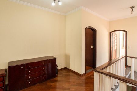 Casa à venda com 250m², 3 quartos e 2 vagas Casa à venda com 250m², 3 quartos e 2 vagasMezanino
