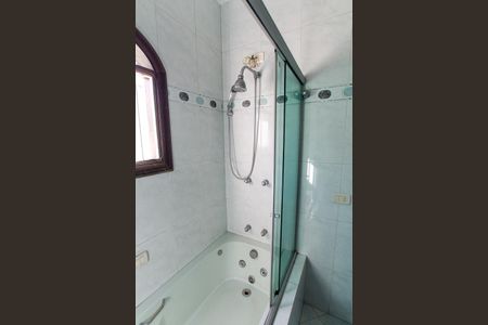 Casa à venda com 250m², 3 quartos e 2 vagas Casa à venda com 250m², 3 quartos e 2 vagasBanheiro da Suíte 1