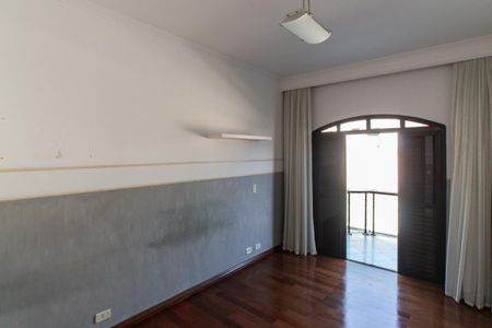Casa à venda com 250m², 3 quartos e 2 vagas Casa à venda com 250m², 3 quartos e 2 vagasSuíte 2