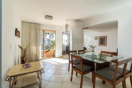 Apartamento à venda com 126m², 4 quartos e 2 vagas