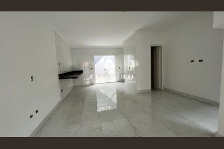 Casa à venda com 3 quartos, 120m² em Vila Canero, São Paulo