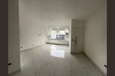 Casa à venda com 3 quartos, 120m² em Vila Canero, São Paulo
