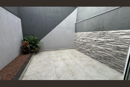 Casa à venda com 3 quartos, 120m² em Vila Canero, São Paulo