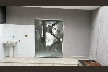 Casa à venda com 3 quartos, 120m² em Vila Canero, São Paulo