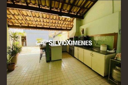 Apartamento à venda com 180m², 4 quartos e 4 vagas
