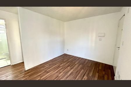 Sala de apartamento para alugar com 2 quartos, 41m² em Vila Alzira, Guarulhos
