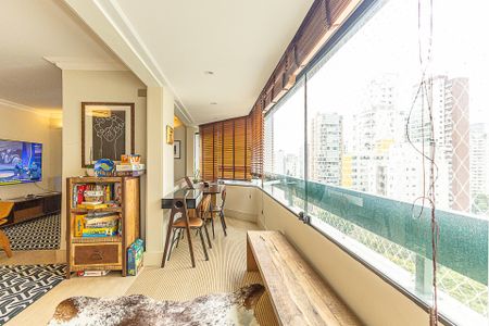 Apartamento para alugar com 149m², 3 quartos e 2 vagas Apartamento para alugar com 149m², 3 quartos e 2 vagasSala