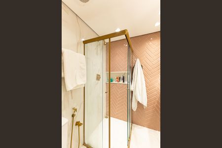 Apartamento para alugar com 149m², 3 quartos e 2 vagas Apartamento para alugar com 149m², 3 quartos e 2 vagasBanheiro da Suíte
