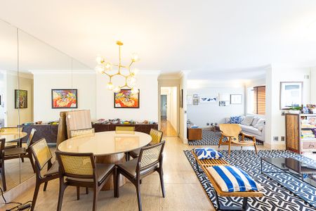 Apartamento para alugar com 149m², 3 quartos e 2 vagas Apartamento para alugar com 149m², 3 quartos e 2 vagasSala