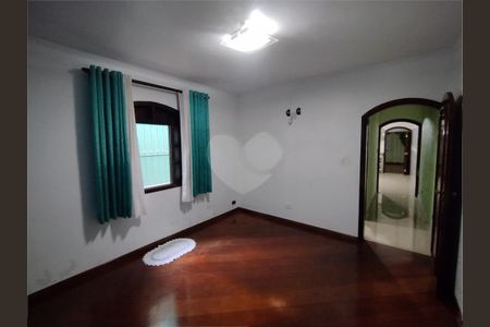 Casa à venda com 3 quartos, 209m² em Jardim Sapopemba, São Paulo