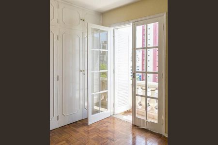 Apartamento à venda com 3 quartos, 126m² em Pacaembu, São Paulo
