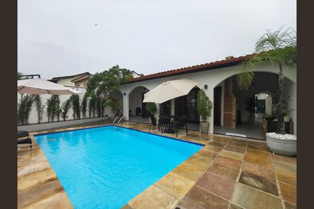 Casa de condomínio à venda com 360m², 5 quartos e 5 vagas