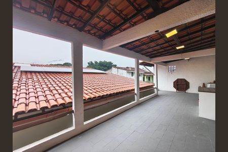 Casa de condomínio à venda com 360m², 5 quartos e 5 vagas