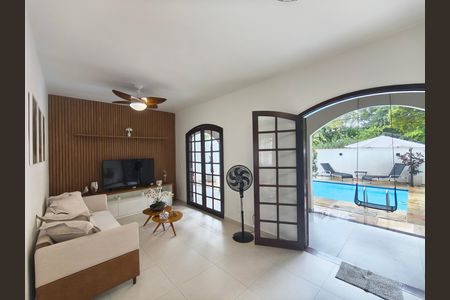 Casa de condomínio à venda com 360m², 5 quartos e 5 vagas
