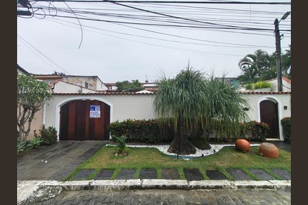 Casa de condomínio à venda com 360m², 5 quartos e 5 vagas