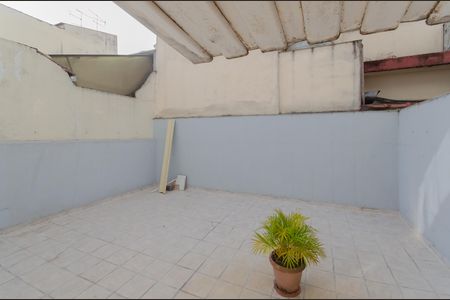 Apartamento à venda com 56m², 1 quarto e sem vagaQuintal