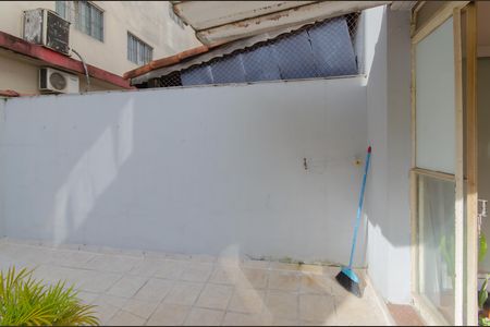 Apartamento à venda com 56m², 1 quarto e sem vagaQuintal