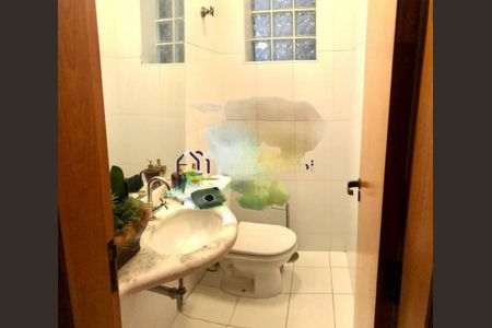 Casa para alugar com 3 quartos, 200m² em Jardim Lar Sao Paulo, São Paulo