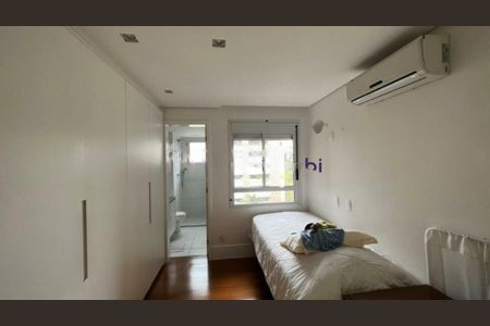Apartamento para alugar com 3 quartos, 143m² em Morumbi, São Paulo