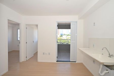 Sala de apartamento para alugar com 2 quartos, 29m² em Vila Sonia, São Paulo