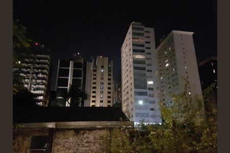 Apartamento para alugar com 71m², 2 quartos e 1 vaga