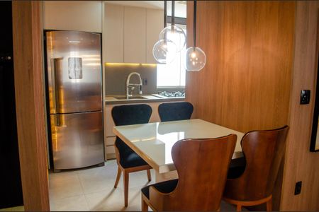 Sala de Jantar de apartamento para alugar com 2 quartos, 55m² em Jardim Goiás, Goiânia