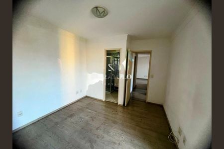 Apartamento à venda com 3 quartos, 75m² em Vila Paulo Silas, São Paulo