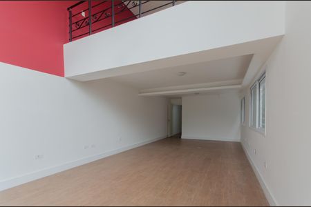 Casa à venda com 420m², 5 quartos e 3 vagas Casa à venda com 420m², 5 quartos e 3 vagasÁrea gourmet