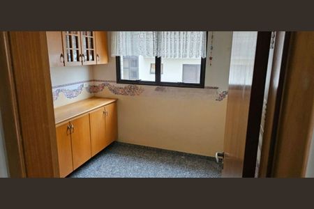 Apartamento à venda com 140m², 2 quartos e 3 vagas