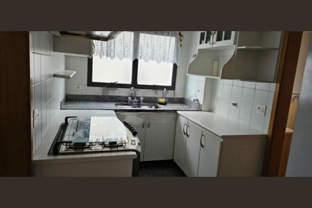 Apartamento à venda com 140m², 2 quartos e 3 vagas