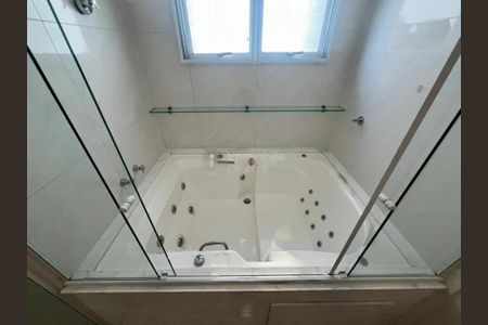Apartamento à venda com 317m², 4 quartos e 4 vagas