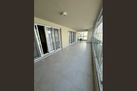 Apartamento à venda com 317m², 4 quartos e 4 vagas