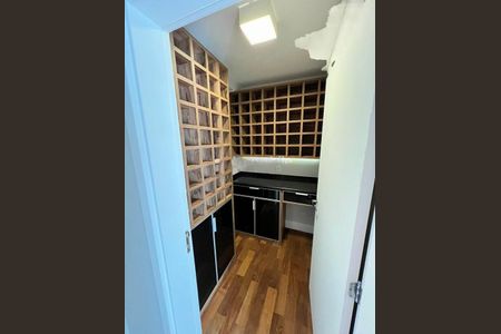 Apartamento à venda com 317m², 4 quartos e 4 vagas