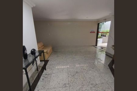 Apartamento à venda com 76m², 2 quartos e 1 vaga