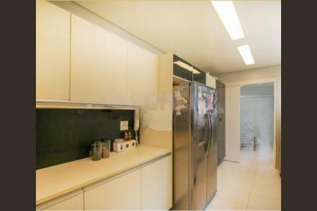 Apartamento à venda com 3 quartos, 257m² em Real Parque, São Paulo