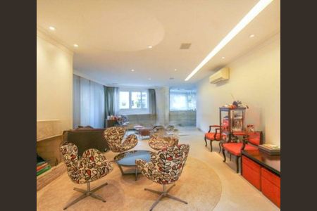 Apartamento à venda com 3 quartos, 257m² em Real Parque, São Paulo