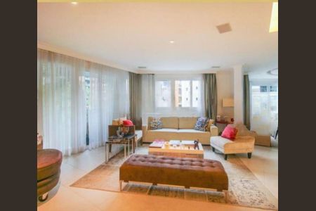 Apartamento à venda com 3 quartos, 257m² em Real Parque, São Paulo