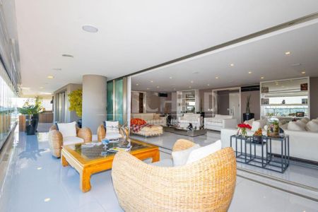 Apartamento à venda com 485m², 4 quartos e 5 vagas