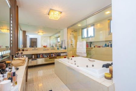 Apartamento à venda com 485m², 4 quartos e 5 vagas