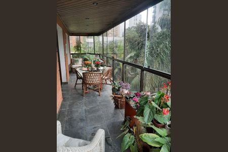 Apartamento à venda com 3 quartos, 200m² em Vila Suzana, São Paulo
